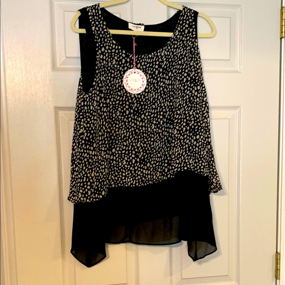 Umgee Black and Tan Animal  Patterned Sleeveless Blouse Medium NWT